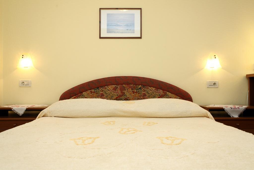 בפורטורוז Lovely Sea View Apartments Bj חדר תמונה