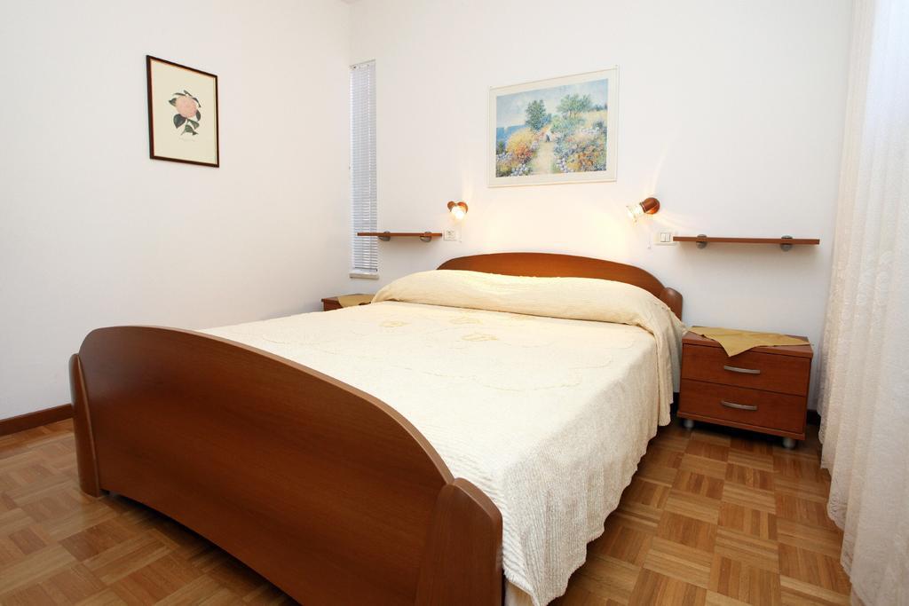בפורטורוז Lovely Sea View Apartments Bj חדר תמונה
